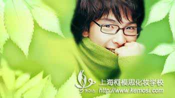 男生学化妆好找工作吗?有前途吗？