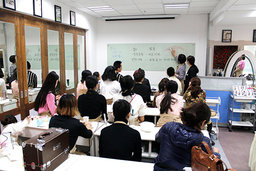 柯模思化妆学校韩式半永久化妆