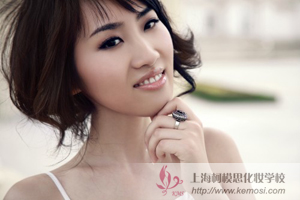 化妆师求职时会遇到的挫折